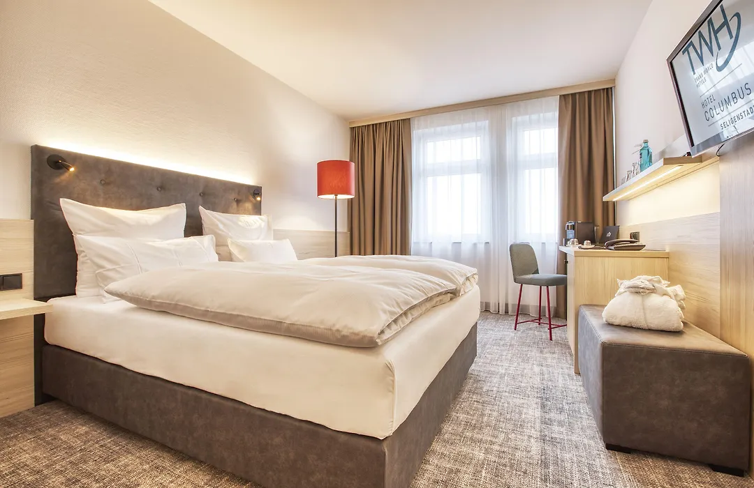 Trans World Hotel Columbus-1